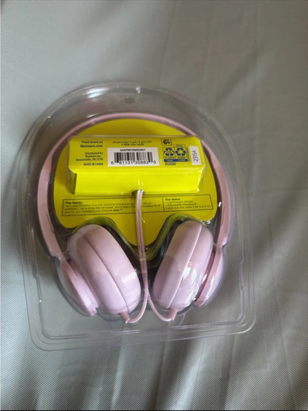 Pink Over-Ear Wired Headphones - Brand Unknown